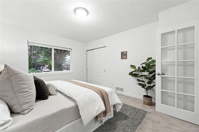 981 Ursula St, Aurora, CO 80011 - bedroom featuring carpet and baseboards