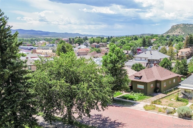 bird's eye view featuring a mountain view