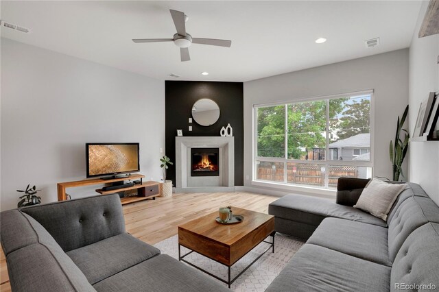 1921 Hooker St, Denver, CO 80204 - photo 5