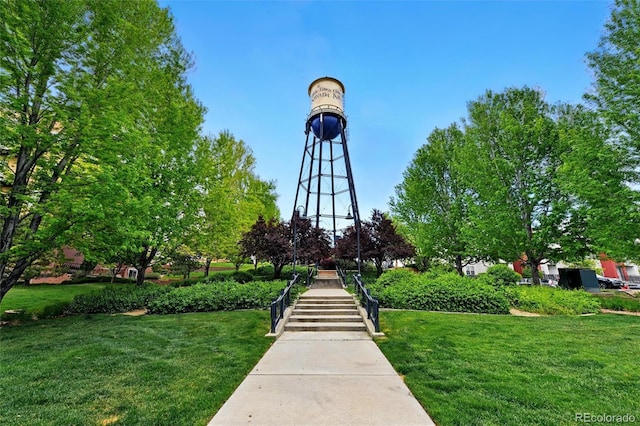 7931 W 55th Ave Unit 105, Arvada, CO 80002 - surrounding community featuring a lawn