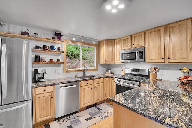 11182 S Barney Gulch Rd, Conifer, CO 80433 - photo 2