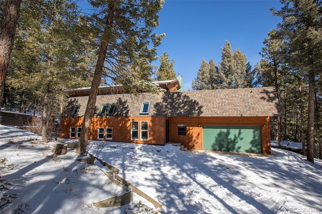 view of front of property with an attached garage