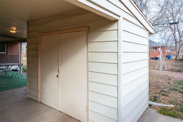 view of outbuilding