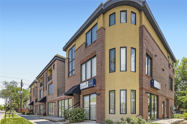 2700 E Louisiana Ave Unit 203, Denver, CO 80210 - view of property