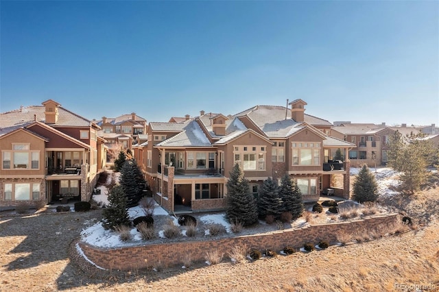 view of front of home featuring a residential view