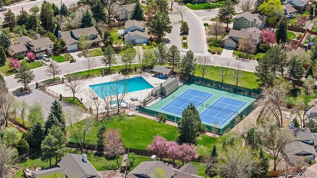 drone / aerial view featuring a residential view