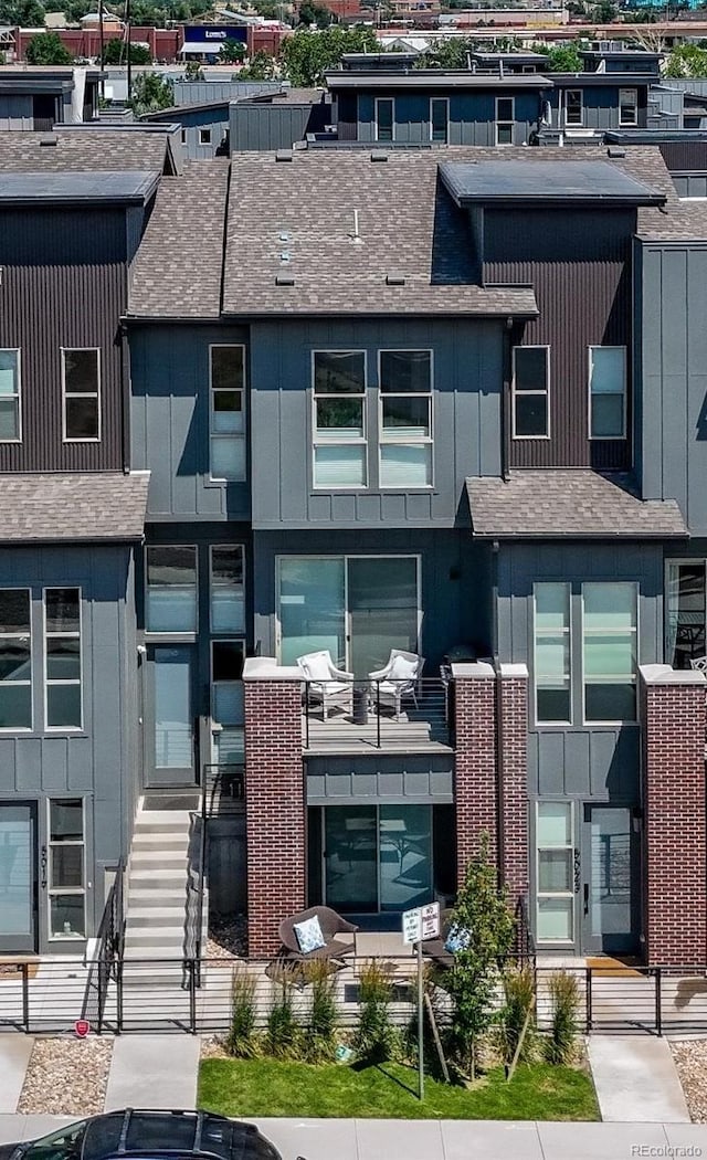 view of townhome / multi-family property