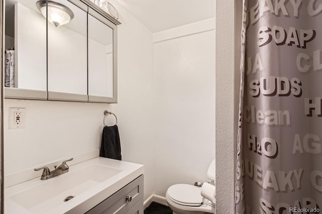 12935 W 64th Dr Unit D, Arvada, CO 80004 - full bath with vanity, a shower with curtain, and water heater