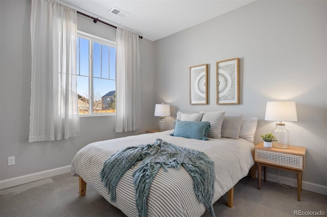 bedroom featuring carpet floors