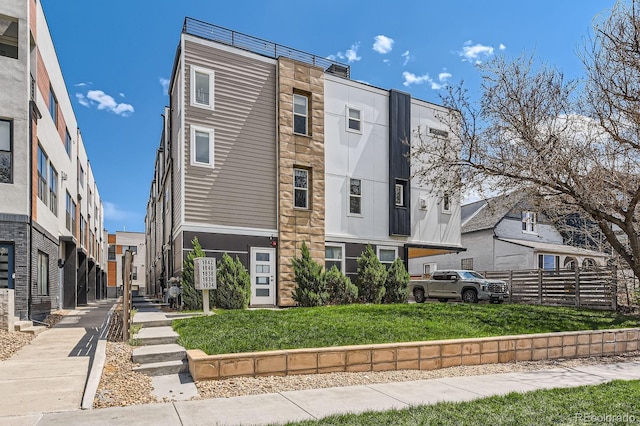 1840 Irving St, Denver, CO 80204 - view of contemporary home