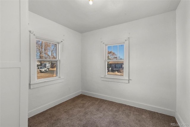 view of carpeted spare room