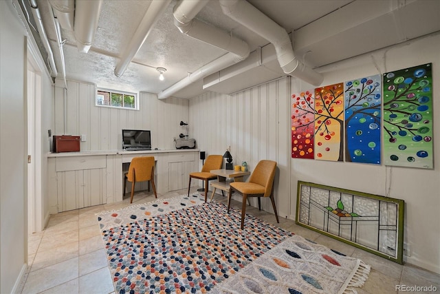 1040 N Kearney St, Denver, CO 80220 - office space with light tile patterned floors
