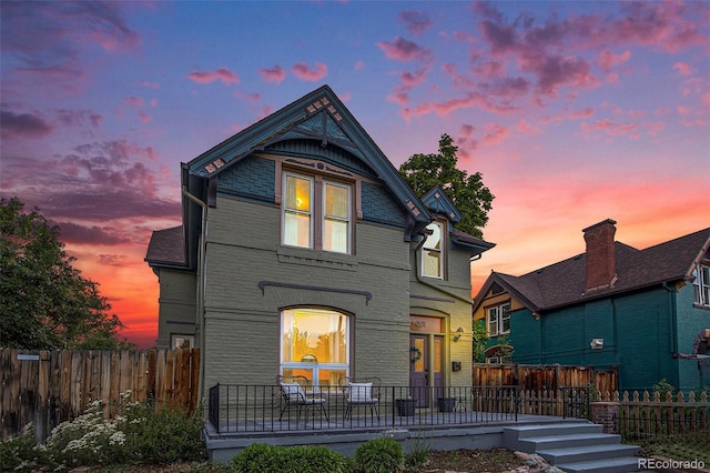 2831 N Humboldt St, Denver, CO 80205 - view of front facade featuring a fenced backyard