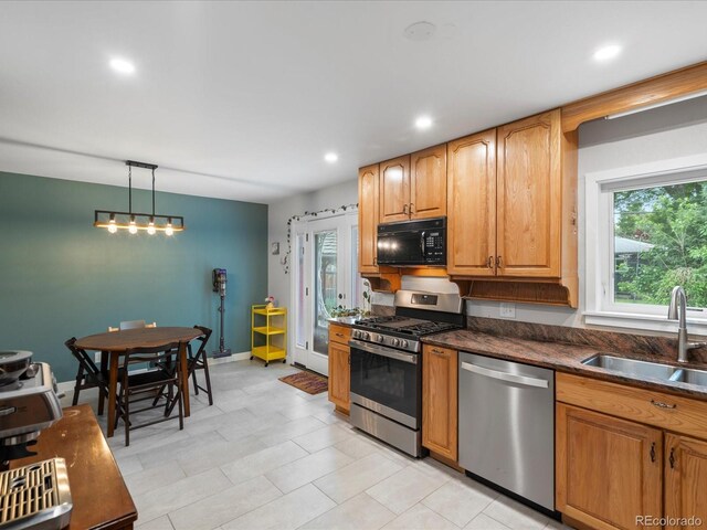 9656 Rensselaer Dr, Arvada, CO 80004 - photo 6