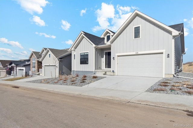 Listing photo 3 for 616 Scrubjay Cir, Castle Rock CO 80104