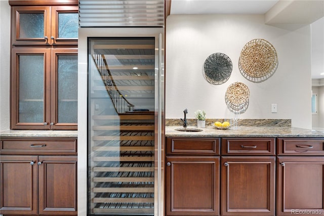 11 Canon Pl, Greenwood Village, CO 80111 - indoor wet bar with beverage cooler