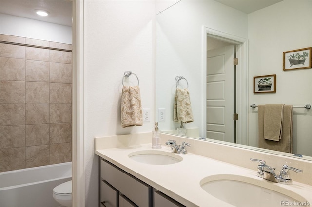 16568 W 92nd Pl, Arvada, CO 80007 - bathroom featuring double vanity and shower / bath combination