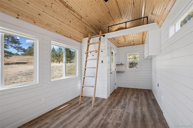 2555 New Mill Gulch Rd, Canon City, CO 81212 - unfurnished sunroom with lofted ceiling