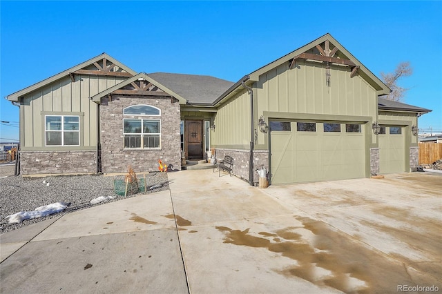 craftsman-style house with a garage