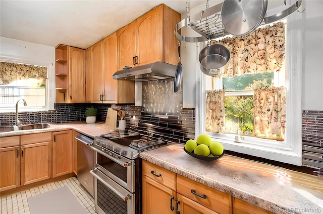 kitchen with open shelves, a sink, stainless steel appliances, backsplash, and under cabinet range hood