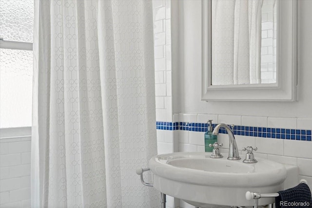 3384 W 29th Ave, Denver, CO 80211 - bathroom with tile walls and a sink