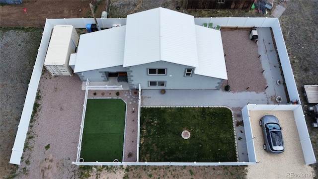 aerial view of property and surrounding area