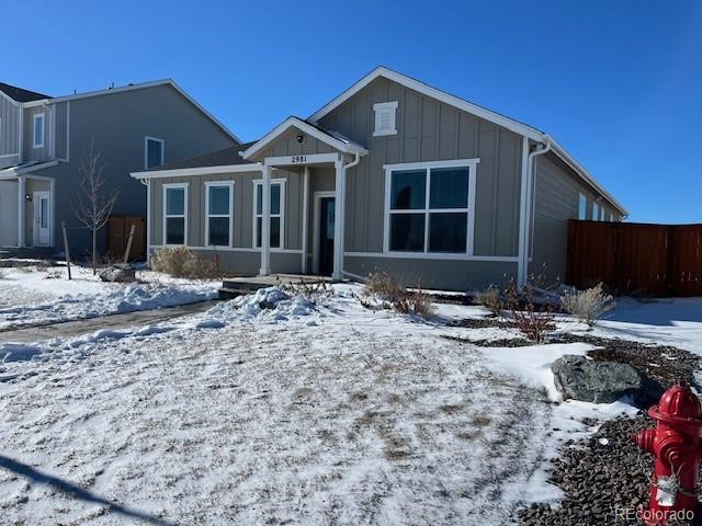 view of front of home