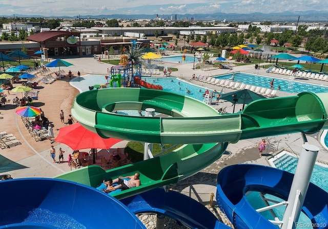 bird's eye view of a pool area