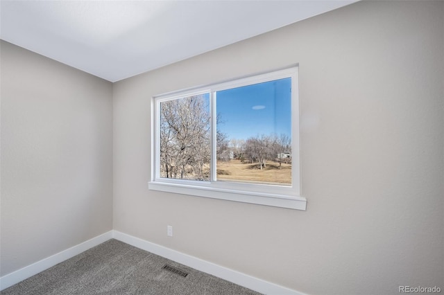 empty room with carpet