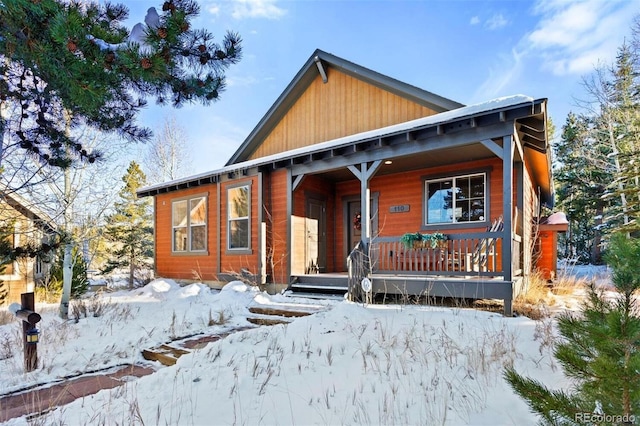 view of front of home featuring a porch