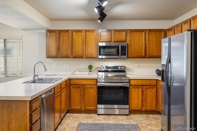 3389 Hewitt St, Loveland, CO 80538 - photo 9