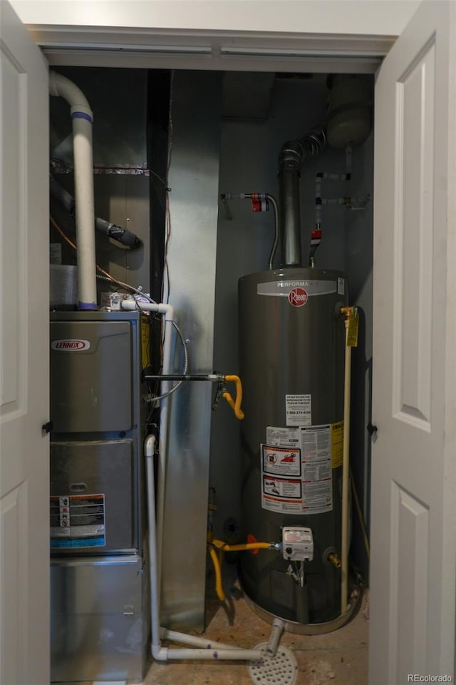 1450 Syracuse St, Denver, CO 80220 - utility room featuring gas water heater
