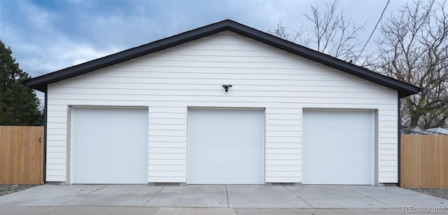1450 Syracuse St, Denver, CO 80220 - detached garage featuring fence