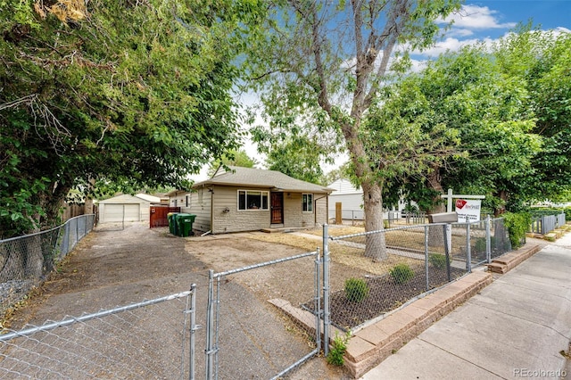 7960 Oneida St, Commerce City, CO 80022 - photo 2