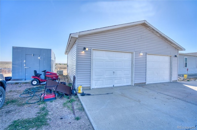 view of detached garage
