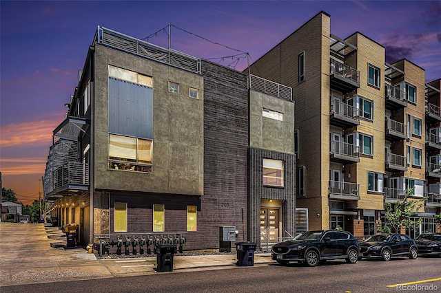 2103 W 32nd Ave Unit 10, Denver, CO 80211 - view of property at dusk
