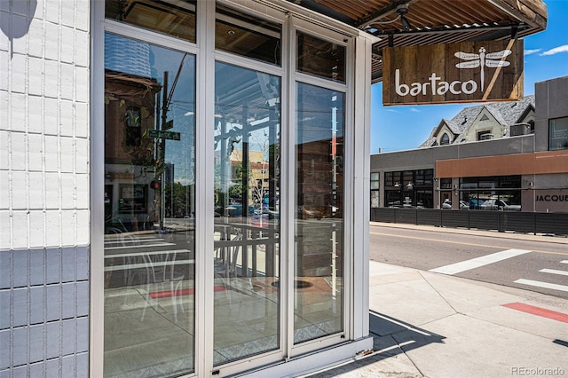 2103 W 32nd Ave Unit 10, Denver, CO 80211 - entrance to property