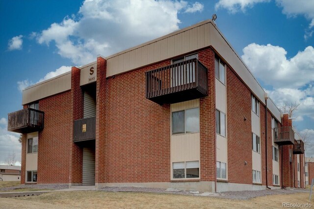 view of building exterior