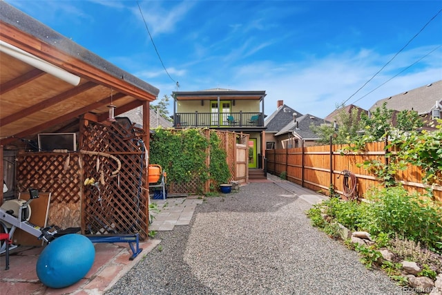 3313 Curtis St, Denver, CO 80205 - view of yard featuring a patio area