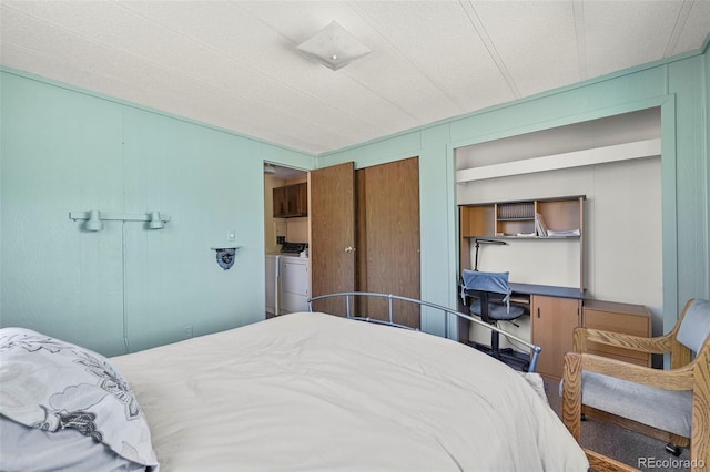 332 Valley Cir, Guffey, CO 80820 - bedroom with washer and dryer