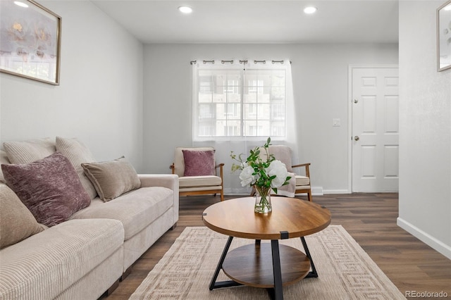 13438 E 13th Pl, Aurora, CO 80011 - living room featuring baseboards, recessed lighting, and dark wood finished floors