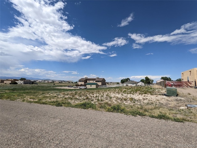 713 E Springmont Dr, Pueblo, CO 81007 - photo 3