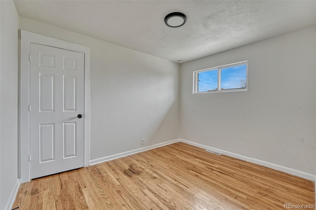 10445 W 13th Pl, Lakewood, CO 80215 - photo 14