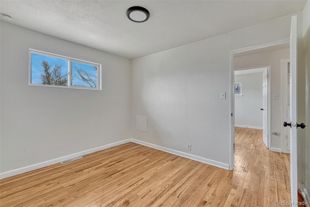 10445 W 13th Pl, Lakewood, CO 80215 - photo 16