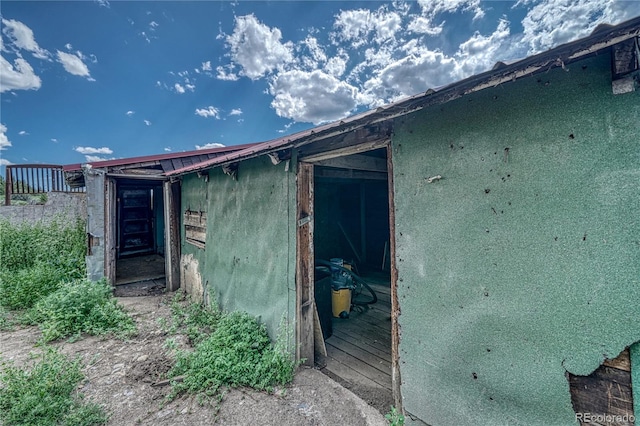 view of entrance to property