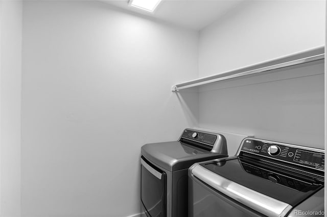 2745 Java Ct, Denver, CO 80211 - laundry room with washing machine and dryer