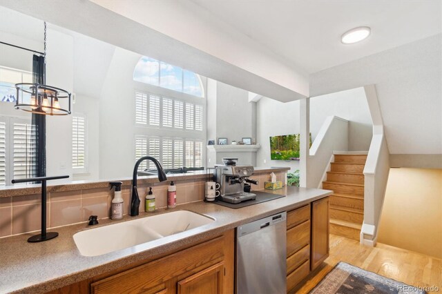 5704 W Atlantic Pl, Lakewood, CO 80227 - photo 9