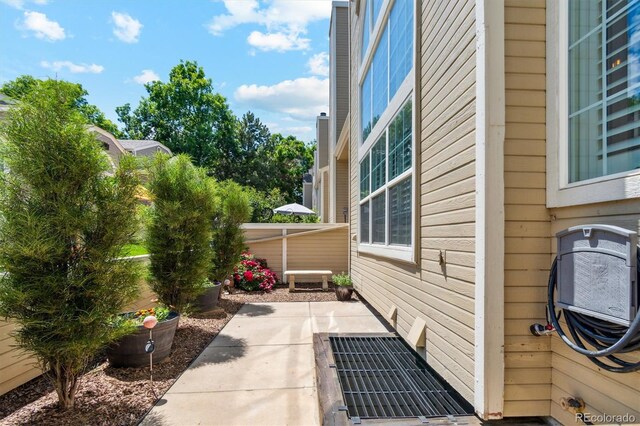 5704 W Atlantic Pl, Lakewood, CO 80227 - photo 25