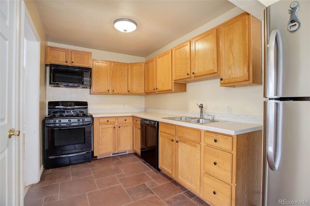 725 N Logan Ave, Colorado Springs, CO 80909
