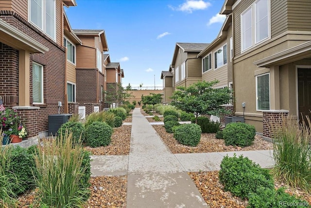 view of home's community featuring a residential view